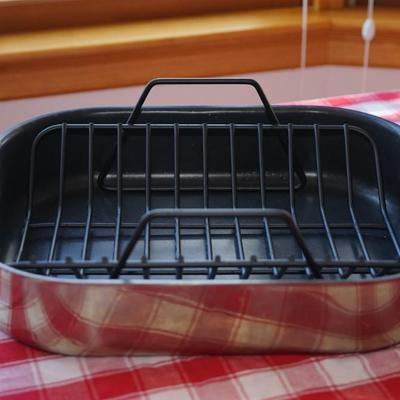 ALL CLAD NON-STICK ROASTING PAN W/RACK