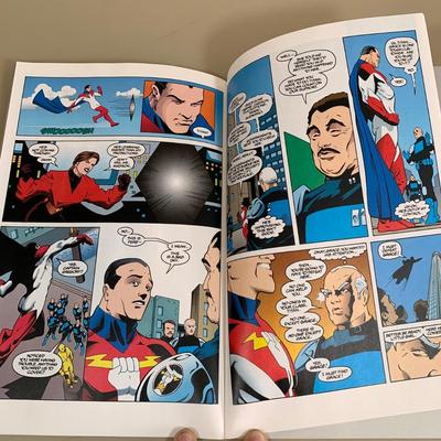 LOT 252 B: Marvel Comics 1991 "Weapon X" Vol. 1 #81, Baseball's Greatest Heroes 1991 "Mickey Mantle" Vol. 1 #1,...