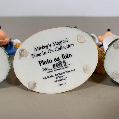 LOT 254 A: 2006 Limited Edition Numbered Mickey's Magical Time In Oz Collection