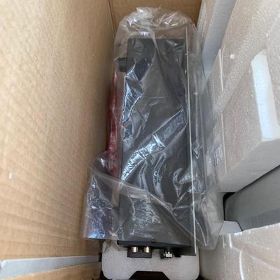 LOT 255 B: NIP Sound Tech DJ Spin Kit Model #STMX100