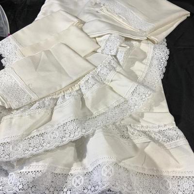 Lot of Vintage to Now tablecloths including table runners