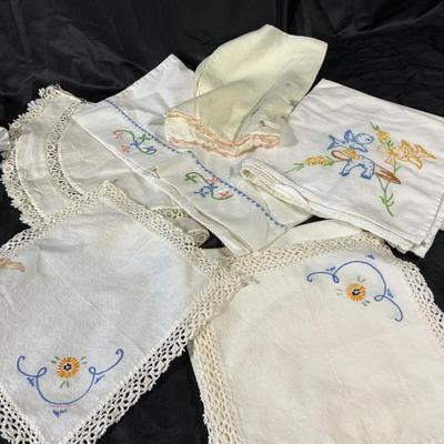 Lot of Various Vintage linen items including 2 Aprons