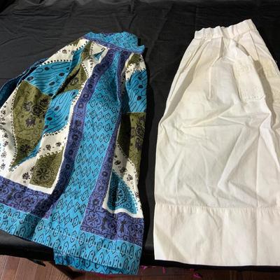 Lot of Various Vintage linen items including 2 Aprons