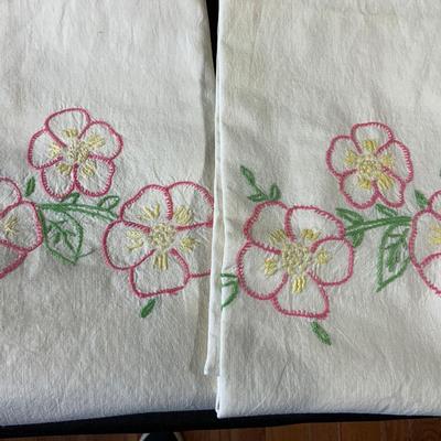 Lot of Vintage pillowcases, including a set with pink lace.