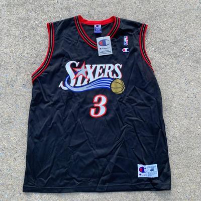 LOT 261 B: NWT Sixers Allen Iverson #3 Champion Basketball Jersey Size Medium & Baseball Hat