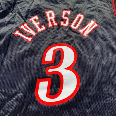 LOT 261 B: NWT Sixers Allen Iverson #3 Champion Basketball Jersey Size Medium & Baseball Hat