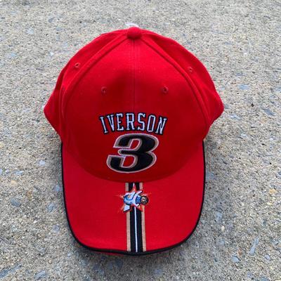 LOT 261 B: NWT Sixers Allen Iverson #3 Champion Basketball Jersey Size Medium & Baseball Hat