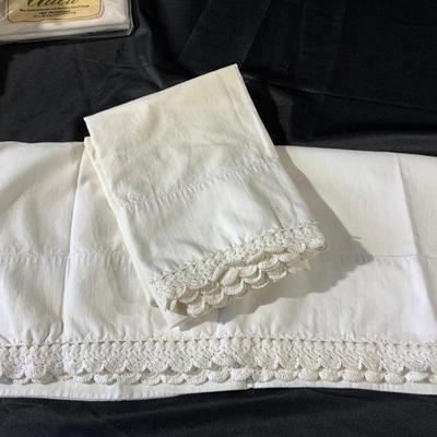 Lot of Vintage pillowcases, including one still in the package.