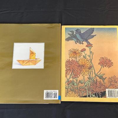 Lot of Beautiful Oriental Items including Porcelain Soup Spoons from Japan