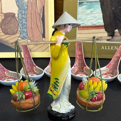 Lot of Beautiful Oriental Items including Porcelain Soup Spoons from Japan