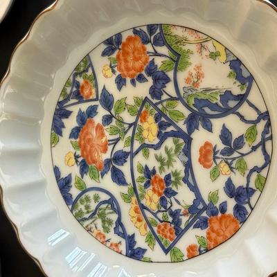 Lot of Beautiful Oriental Items including Porcelain Soup Spoons from Japan