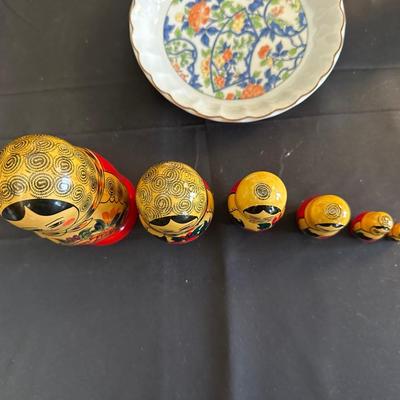 Lot of Beautiful Oriental Items including Porcelain Soup Spoons from Japan