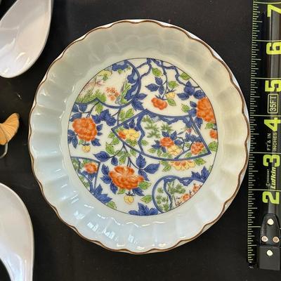 Lot of Beautiful Oriental Items including Porcelain Soup Spoons from Japan