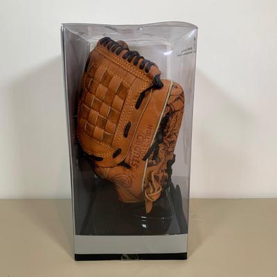 LOT 263 B: Disney Studio Collection Right Handed 11" Leather Fielders Glove
