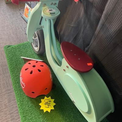 G15-Wooden Toy Moped with Helmet