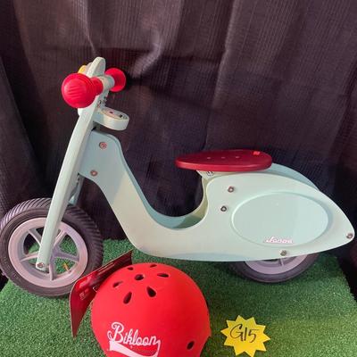 G15-Wooden Toy Moped with Helmet