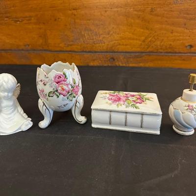 Lot of Vintage Rose Patterned Porcelain & China Trinkets