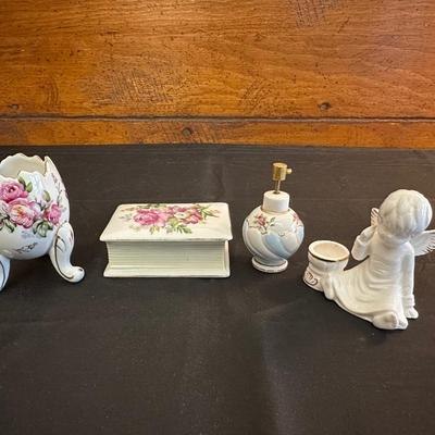Lot of Vintage Rose Patterned Porcelain & China Trinkets