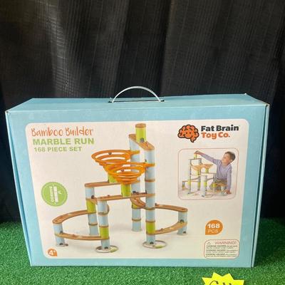 G16-Bamboo Builder Marble Run