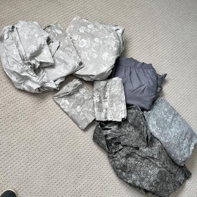 Lot 137 grey bedskirt, 2 grey flower sheet set (Q)