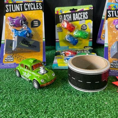 G24– stunt cycles and flash racers