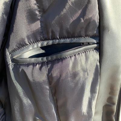 LOT 266 A: NFL Philadelphia Eagles Polyvinyl Size X-Large Jacket