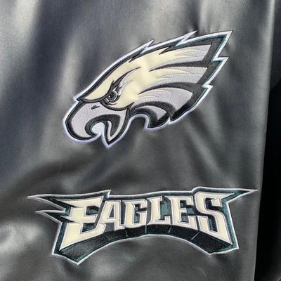 LOT 266 A: NFL Philadelphia Eagles Polyvinyl Size X-Large Jacket