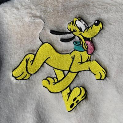 LOT 267 A: Disney White Mickey Mouse Embroidered Faux Fur Size 1 X-Large Coat