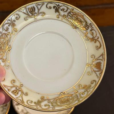 Noritake Handpainted with Hints Gold Tea Set