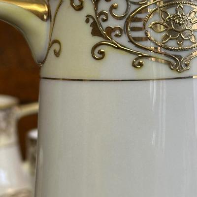 Noritake Handpainted with Hints Gold Tea Set