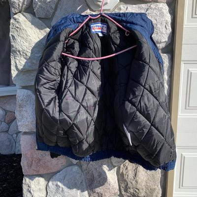 LOT 269 A: NFL Pro Line Logo Athletic Dallas Cowboys Puffer Jacket