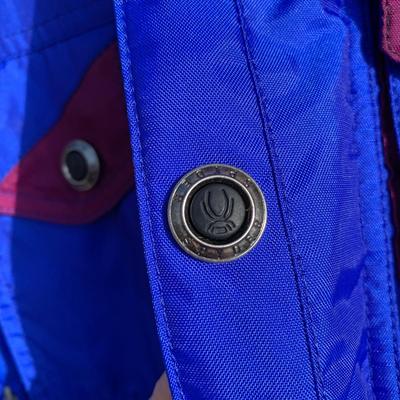 LOT 270 A: Spyder Junior Size 12 Ski Jacket