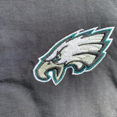 LOT 271 A: NFL Reebok Philadelphia Eagles Size X-Large Coat