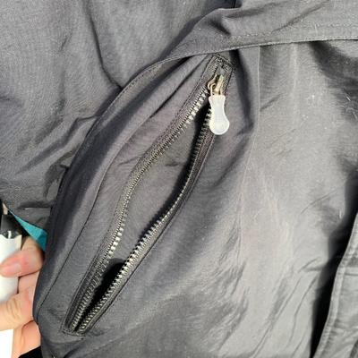 LOT 271 A: NFL Reebok Philadelphia Eagles Size X-Large Coat