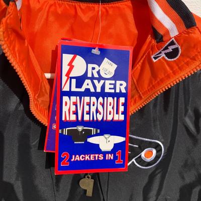 LOT 275 A: Philadelphia Baseball & Hockey Windbreaker Jackets; Mighty Mac Phillies Size X-Large & Pro Player Reversible Flyers...