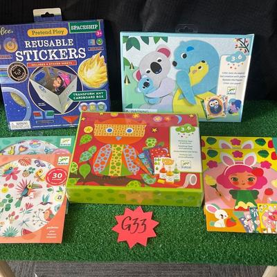 G33-Children’s activity lot
