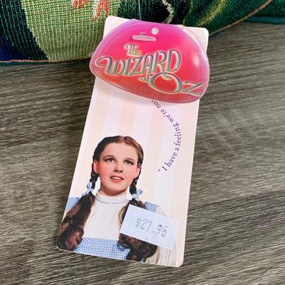 LOT 279 A: NWT 2000 The Wizard Of Oz Throw Pillow & Blanket