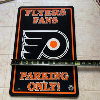 LOT 280 B: NHL Philadelphia Flyers Appreciation Collection: Signs, Pennants, & 2 1999 Inflatable "Cup Crazy" Stanley Cups