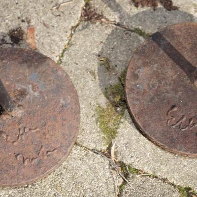 GROUPING OF STAMPED ELLIS NELSON CRANE SCULPTURES