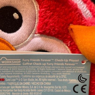 G48-sesame Street plus extras