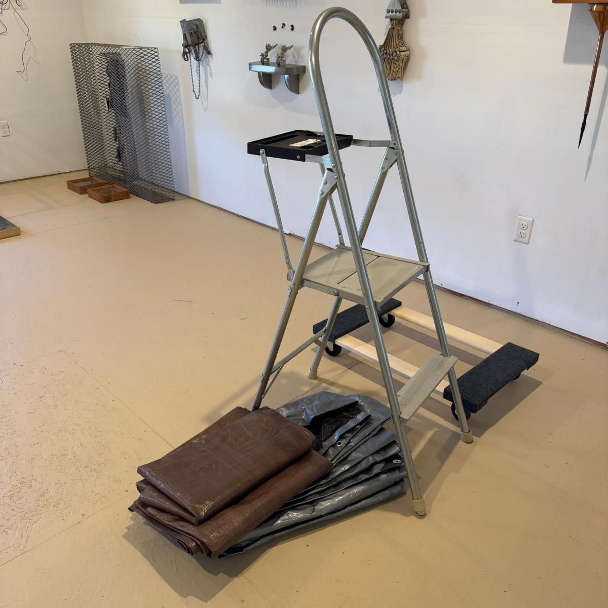 1121 Step Ladder, Dolly, Two Tarps | EstateSales.org