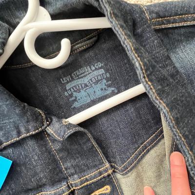 Lot 152 4 denim jackets - 3 M, 1 XL