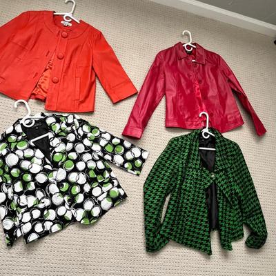 Lot 153 2 leather jackets (1 size 6, 1 size 8, 2 cloth blazers (1 size 6, 1 M)