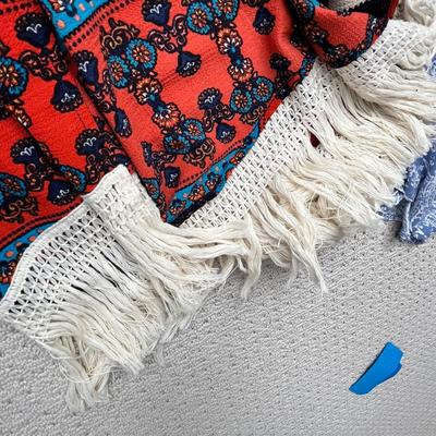 Lot 155 long vests and caftans (1XL, 1M, 1M/L)