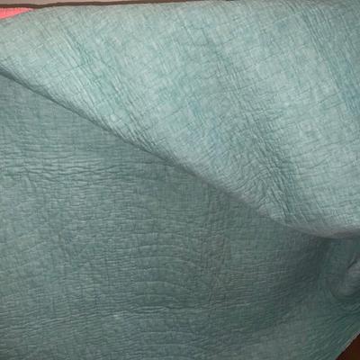 Vintage Patchwork Quilt est. 1940-1950’s 64“ x 82“