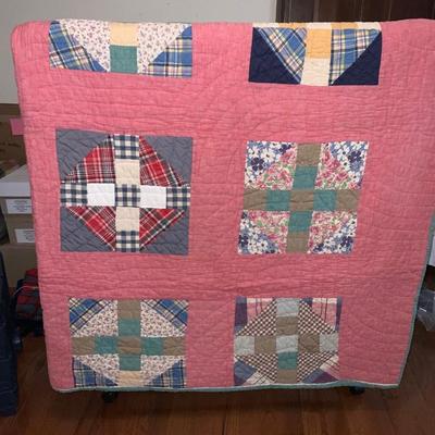 Vintage Patchwork Quilt est. 1940-1950’s 64“ x 82“