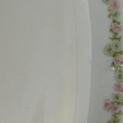Vienna Austria The Munich China & Semi Vitreous Porcelain Gravy Boat