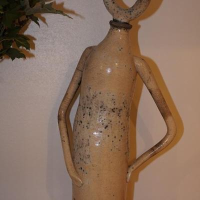 DECORATIVE VASE W/ WILDFLOWER DRIEDS/ CERAMIC BOTTLE ABSTRACT FIGURAL