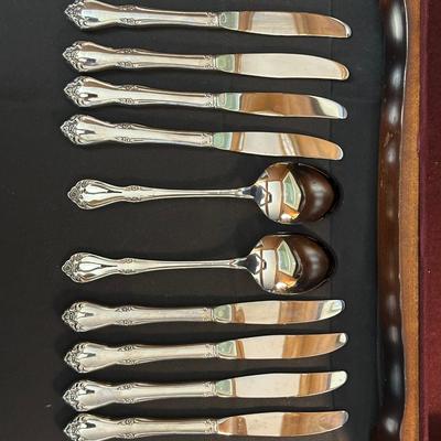 S.S.S.by Oneida Silverware and Wooden Box