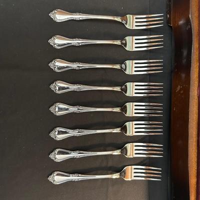 S.S.S.by Oneida Silverware and Wooden Box